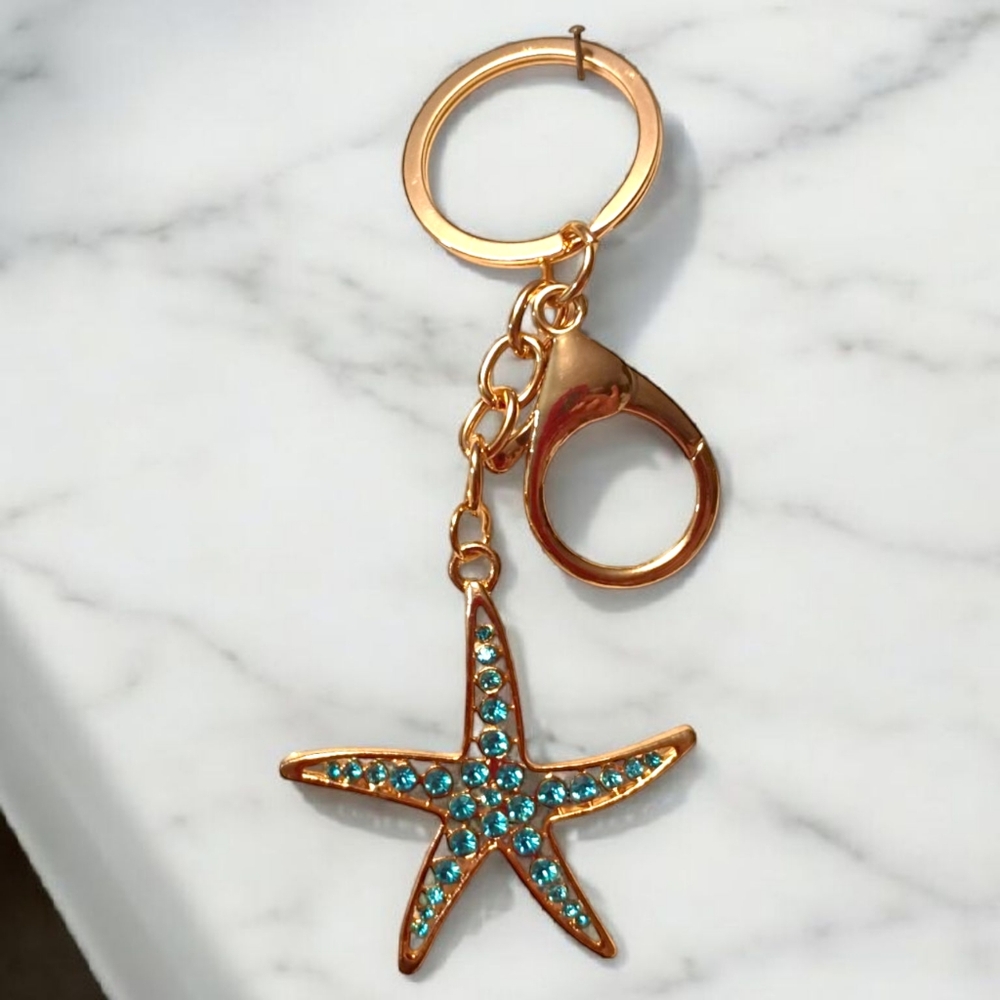 NWT Starfish Keychain Purse Charm Goldtone with TURQUOISE Glass Crystal Accents